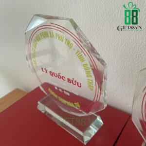 ky niem chuong pha le gia re